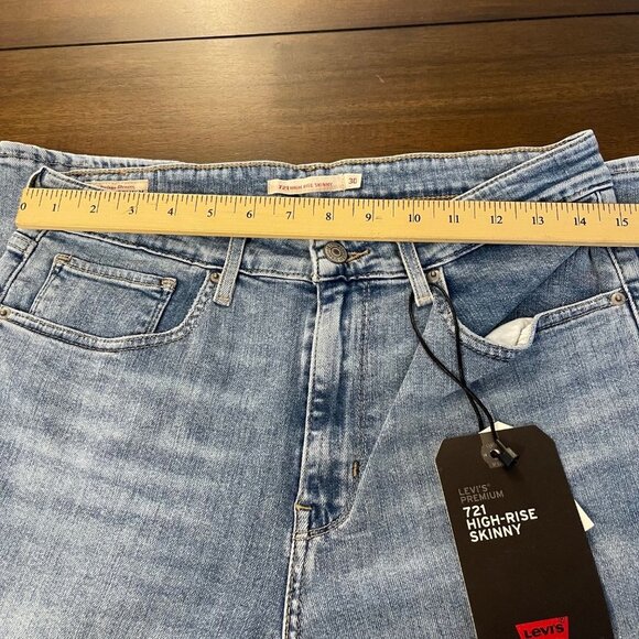 NWT Levis 21 High Rise Skinny Women's Jeans in Soho Way - Light Wash new - Picture 6 of 16